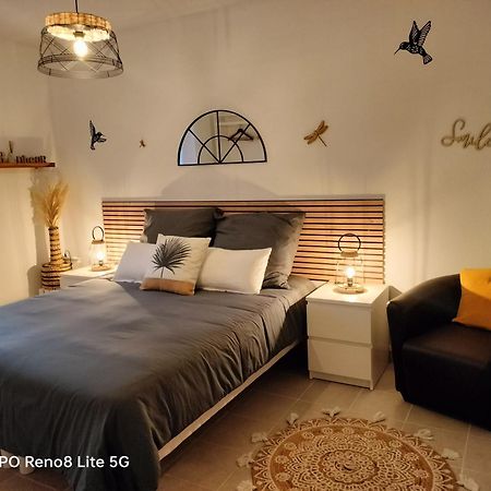 Eden En Luberon Apartment Roussillon  Bagian luar foto
